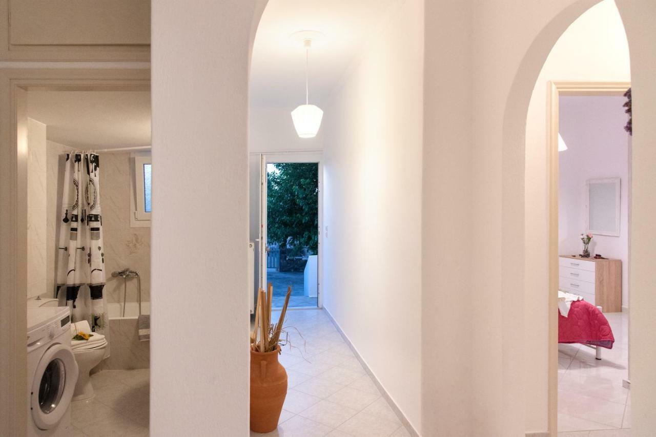 Villa Tonia Parasporos Ngoại thất bức ảnh